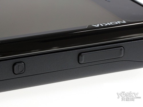另类系统彰显个性 诺基亚 N900最新售价2010
