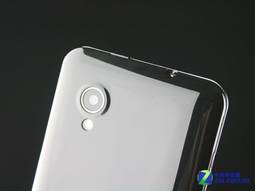 4.0吋双模双摄像头 1GHz安卓欧新U7评测_手机