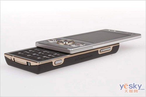 鿴ᰮ W715 һͼ