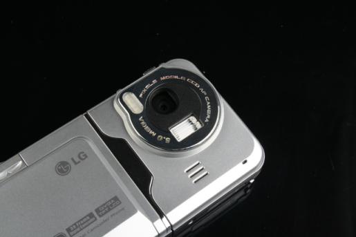 点击查看：LG C960 下一张清晰大图