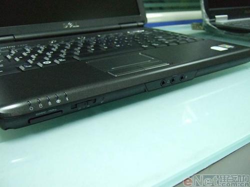 T7250处理器独显戴尔1400仅6000元