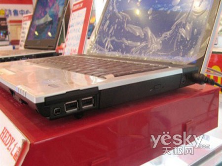 ����֮�����ֵ��ϲS4101С������Ԫ