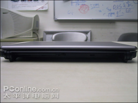 ���ն��ԱʼǱ�Compaq6520s��6399Ԫ