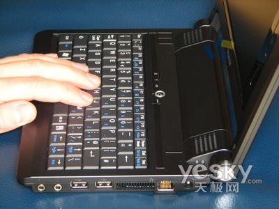 宏基借PB推小尺寸笔记本价格超EeePC