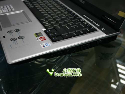 15Ӣ�绪˶˫��Ӱ����Z53U����4200Ԫ