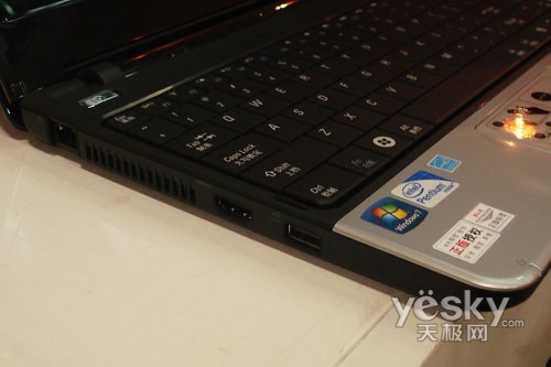 极致轻薄机型戴尔Inspiron11z报价3799