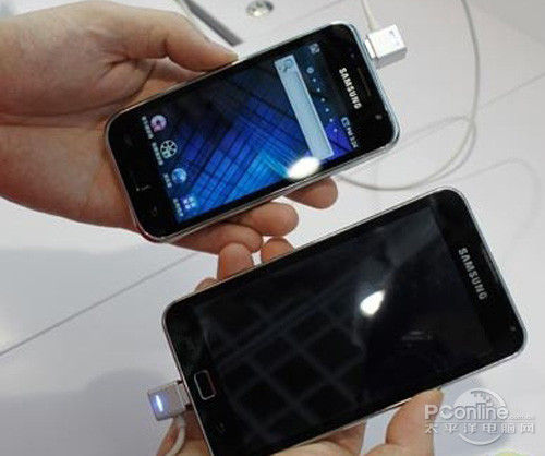 iTouch杀手 三星G1\/G70亮相最低1688元起_笔