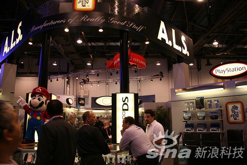 �Ƽ�ʱ��_һ��ֱ��������³�����CESչ̨