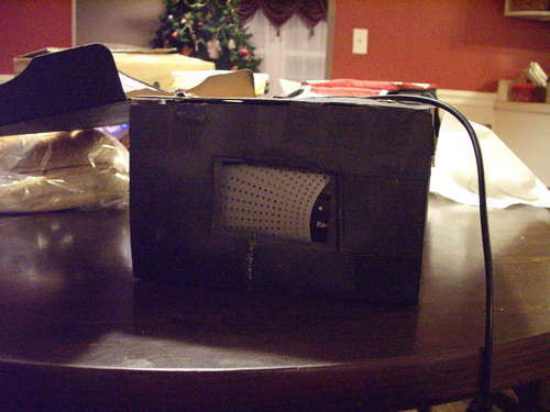 iPod专用 网友用鞋盒DIY投影机[视频]_商用