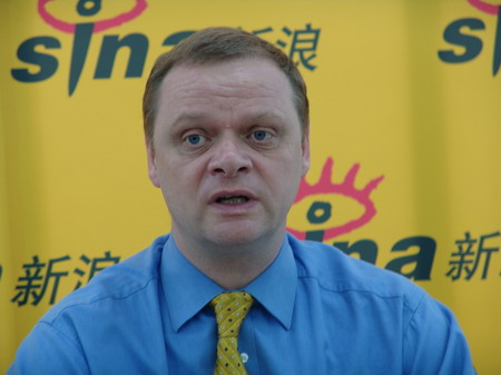 ����CEO������ְ��Ϊ���������