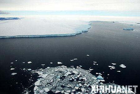 图文：如花似锦的南极海冰边缘