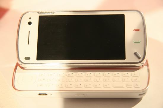 完美手机 诺基亚全键盘智能N97图赏--186it 