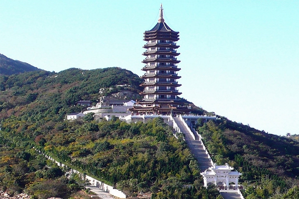  Mount Putuo: Ten Thousand Buddha Pagoda