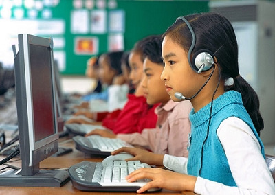 老师要小学生电子邮箱交作业引热议(图)