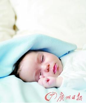 ˯ǰ̫�˷ܱ�����ĥ��(ͼ)