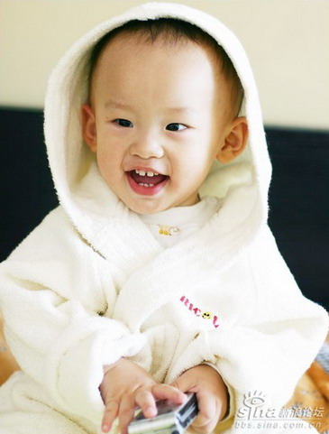 新浪宝宝笑脸4:纯洁的天使(图)