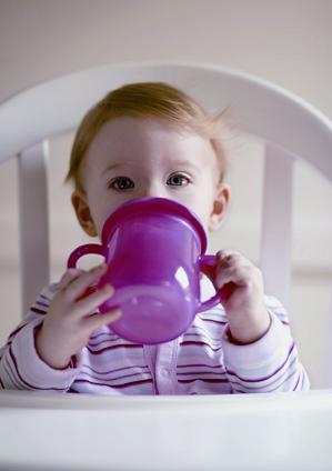 如何正确科学地给宝宝喝水？