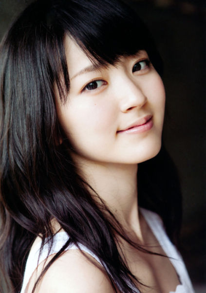 <em>女生</em>对付<em>头发分叉</em>的7个妙招_新浪河北健康_新