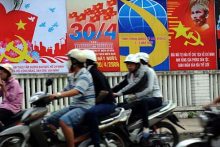 越南经济:紧急转向保稳定_国际经济