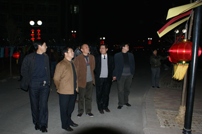 互联网业发展快速 登封市组织网友参加灯谜大会
