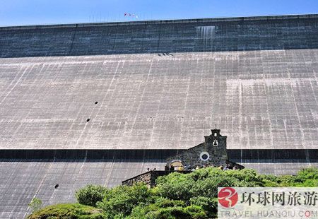 世界上混凝土坝:瑞士,大迪克桑斯坝(Grande Dixence) 世界上混凝土坝:瑞士,大迪克桑斯坝(Grande Dixence)