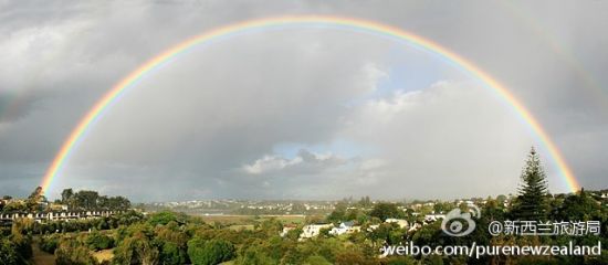 雨后的皇后镇从一端到另一端,跨越了七色的期待 雨后的皇后镇从一端到另一端,跨越了七色的期待