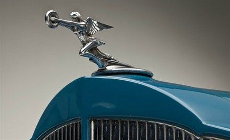 1932 Packard Ƴγ