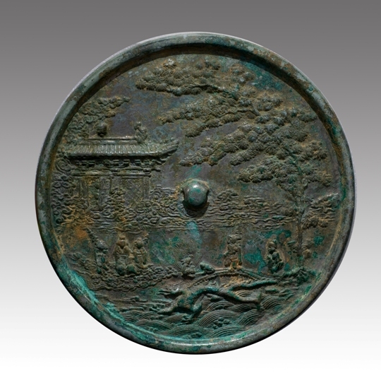 泓盛2011秋季拍卖会铜镜专场 宋月宫镜 直径21.5cm,重1095.3g 泓盛2011秋季拍卖会铜镜专场 宋月宫镜 直径21.5cm,重1095.3g