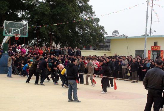 横县火热开展2012年春节群众文体活动