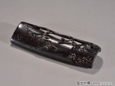 潘西凤大师紫檀木雕作品-图片版权归原作者所有 潘西凤大师紫檀木雕作品-图片版权归原作者所有