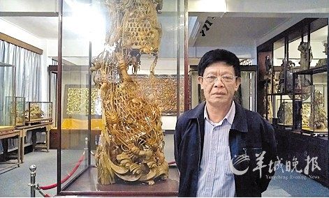 陈培臣中国工艺美术大师;; 1973年,潮州市成立了二轻金漆木雕厂; 潮州