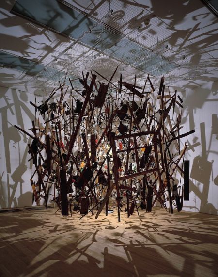 10. 《Cold Dark Matter》, Cornelia Parker
