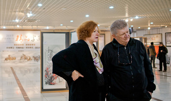 山水花鸟汇聚名家精品 为主题展再添亮色 山水花鸟汇聚名家精品 为主题展再添亮色
