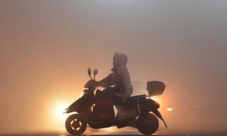 雾霾已经让越来越多的人离开北京。