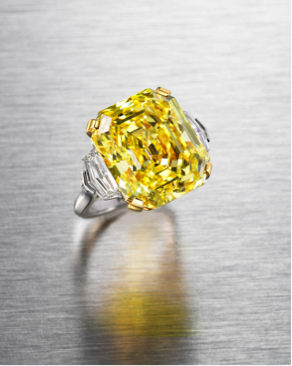 22.57克拉天然艳彩黄色钻石配 钻石戒指 估价：HK$12,000,000 – 18,000,000