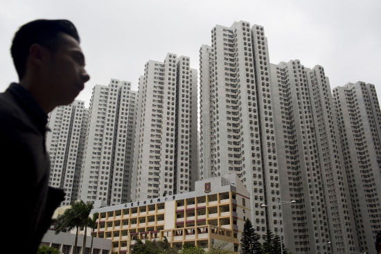 30日外媒头条:香港与伦敦房产泡沫风险最大|财