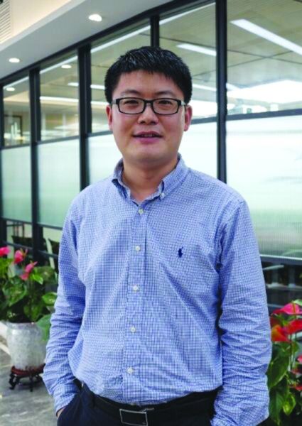 百发精选基金经理季峰