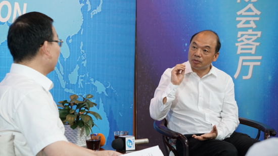 杨建国谈企业投资项目承诺制 杨建国谈企业投资项目承诺制