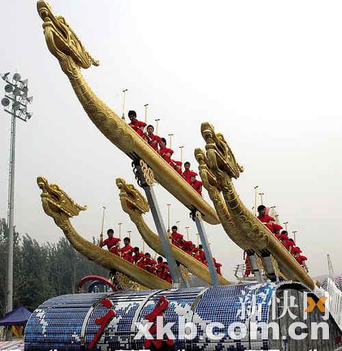 广东耗资千万国庆60周年天安门彩车遭闲置(图)