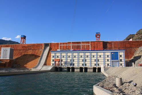 中国水电承建的新疆冲乎尔水电站四台机组全部