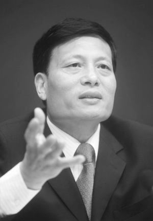 国家统计局局长谢伏瞻.