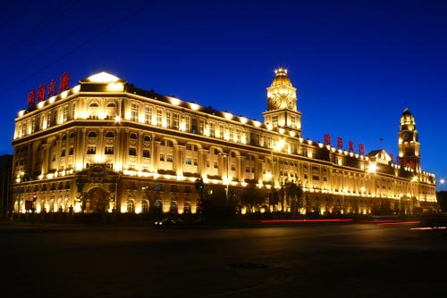 我国大型药企--哈药集团