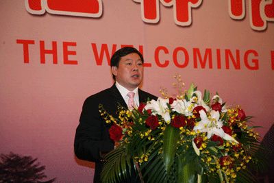 11月20日 桂林市长张秀隆出席桂林市投资环境推介会 聚焦仙境投资桂林《新浪对话城市》访桂林市长