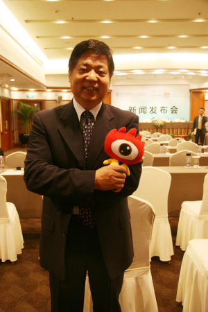 宁波副秘书长陈国强谈“甬港合作生意经”