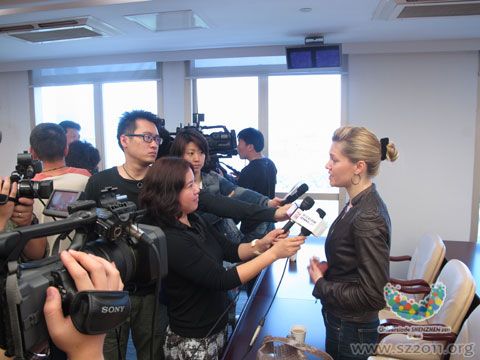 中央重点网络媒体深圳采风大运会(组图)