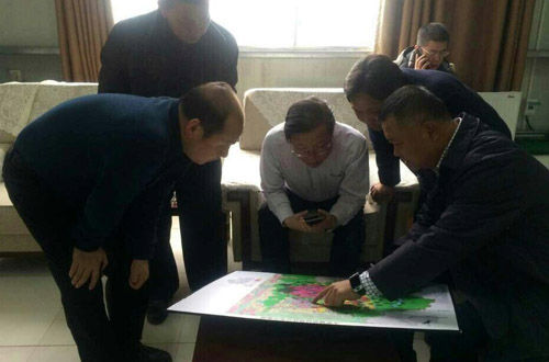 听取贵安新区产业发展规划 杨建国:贵州发展大数据切合时代发展需求