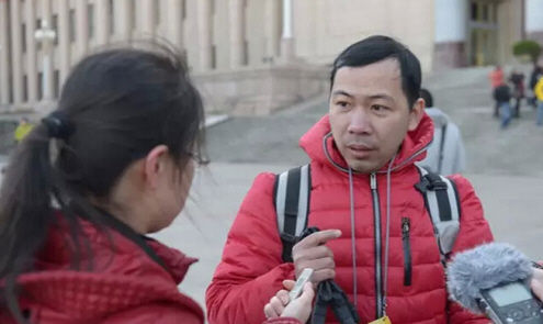 广东电视台:记者卢德文 外省记者“任性”点赞多彩贵州