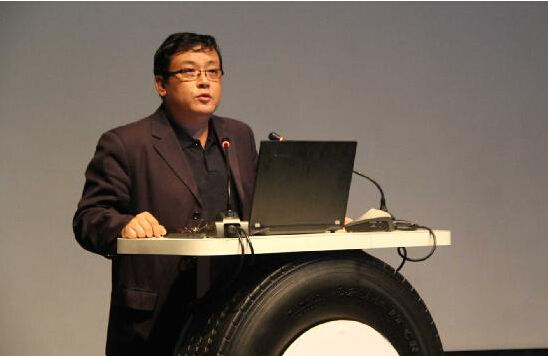 中国传媒大学新媒体研究院副院长曹三省 2015北京科技微视频大赛启动 分享科技魅力拿万元大奖