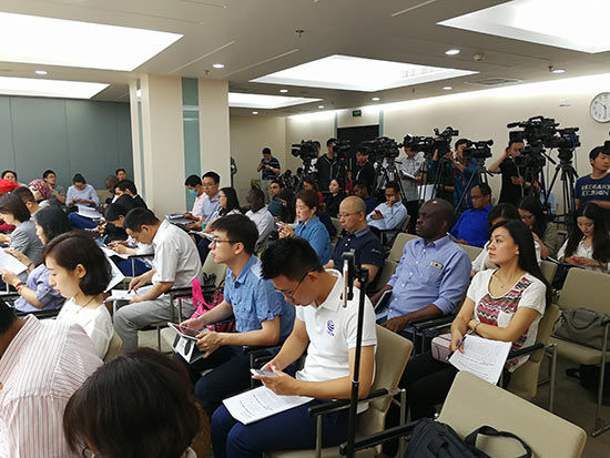 发布会现场嘉宾 2017中阿博览会9月在宁夏召开