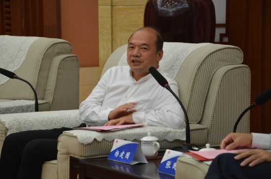 杨建国谈市县精准招商重要性 《老杨会客厅》用绿色招商服务市县新型城镇化